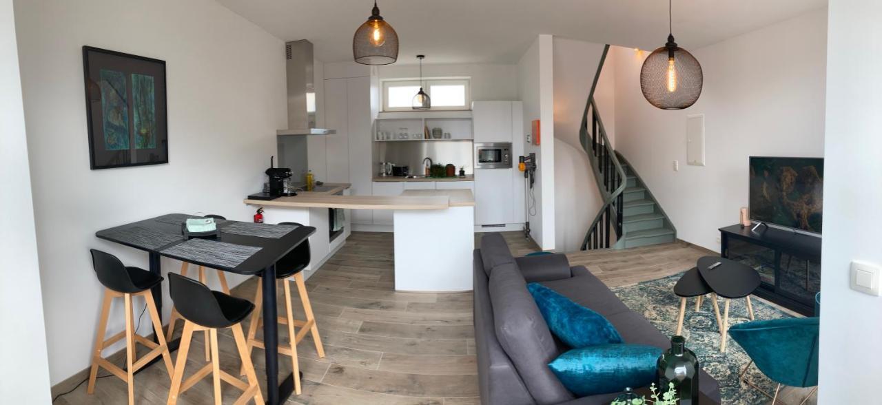 Les Duplex De La Place Des Ecoles *