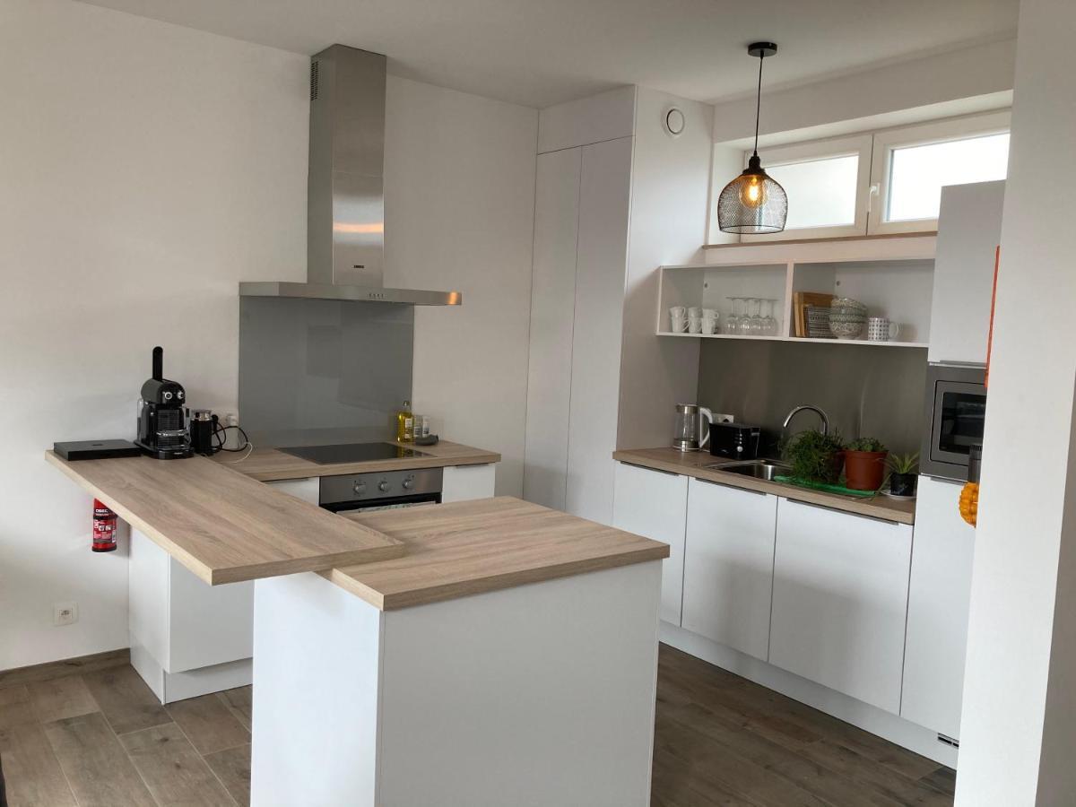 Les Duplex De La Place Des Ecoles