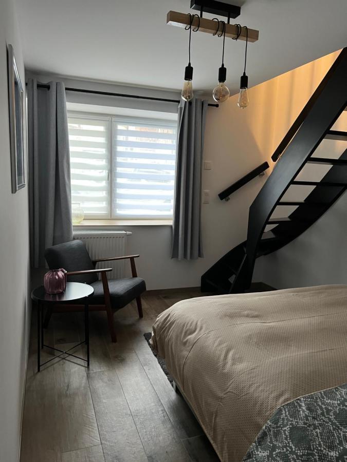 Les Duplex De La Place Des Ecoles